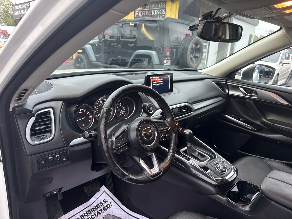 Photo 13 of this MAZDA CX-9