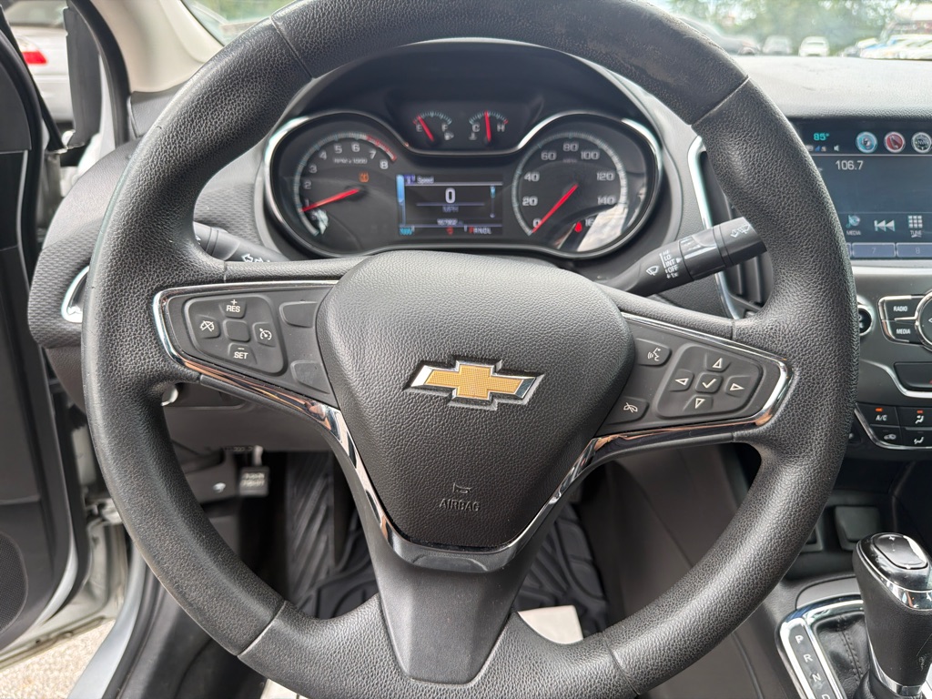 Photo 31 of this CHEVROLET CRUZE
