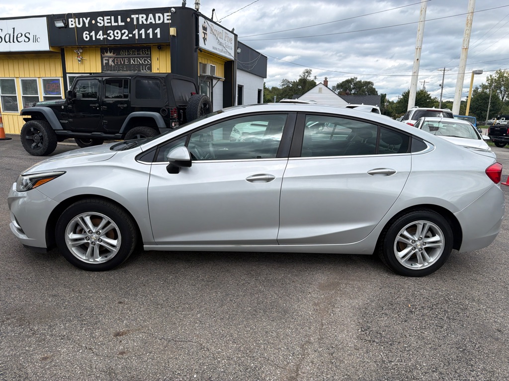 Photo 7 of this CHEVROLET CRUZE