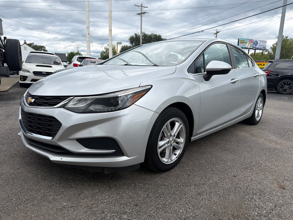 Photo 6 of this CHEVROLET CRUZE