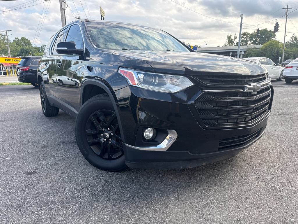Photo 3 of this CHEVROLET TRAVERSE