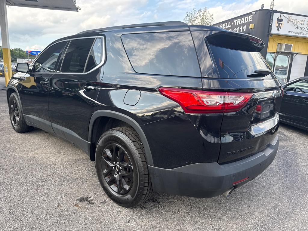 Photo 8 of this CHEVROLET TRAVERSE