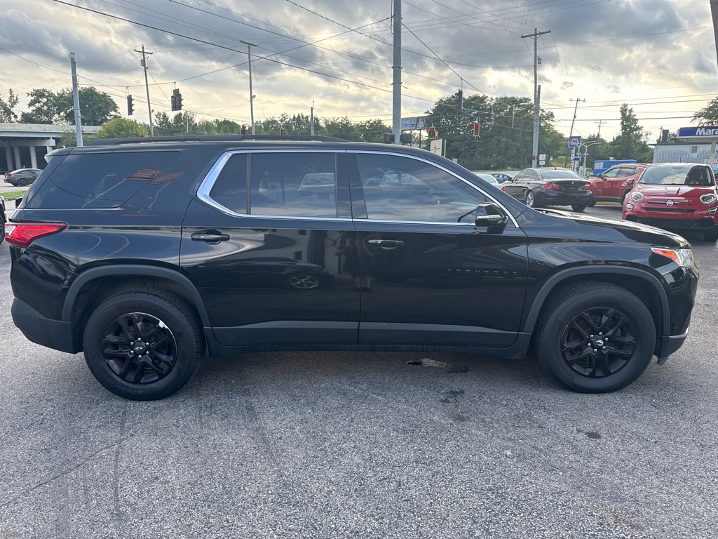 Photo 11 of this CHEVROLET TRAVERSE