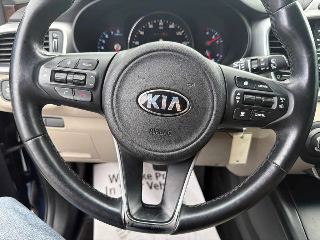 Photo 29 of this KIA SORENTO