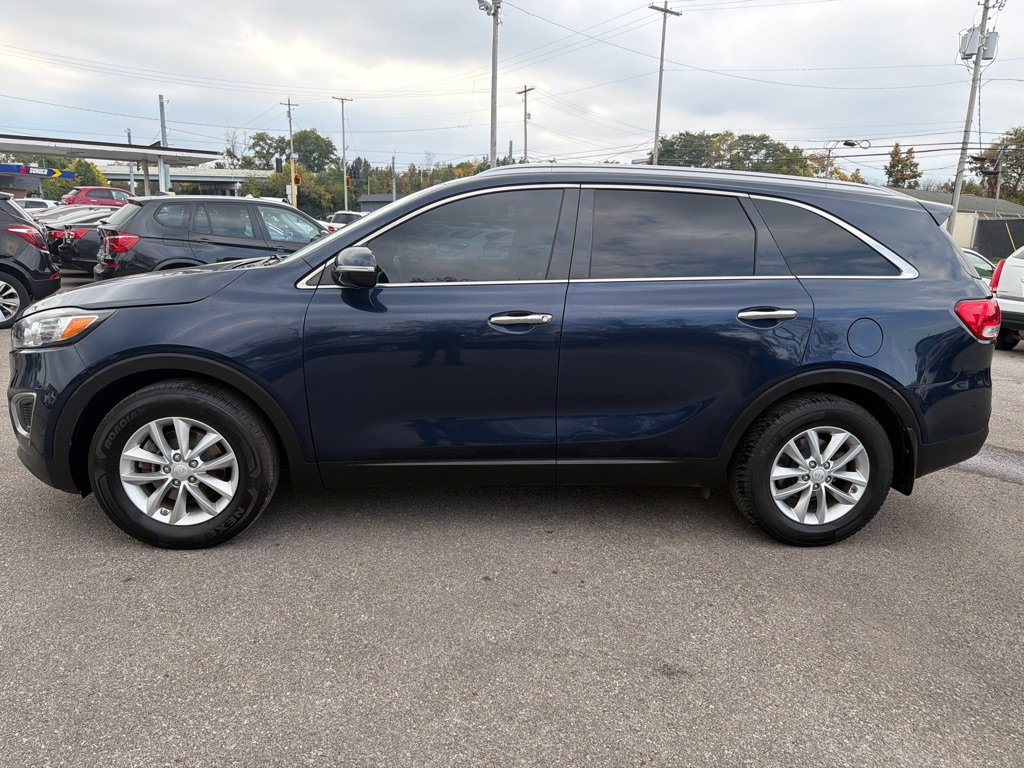 Photo 7 of this KIA SORENTO