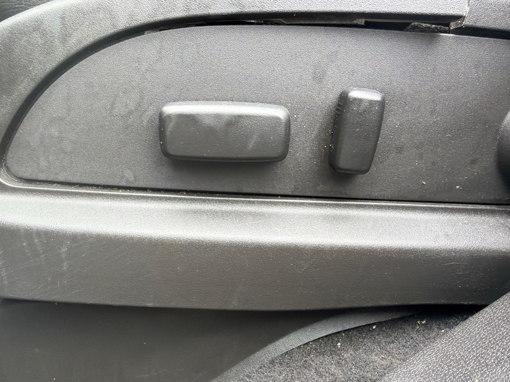 Photo 15 of this GMC ACADIA