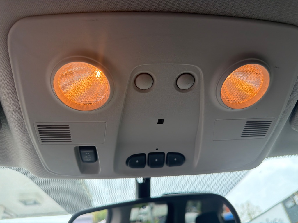 Photo 33 of this GMC ACADIA