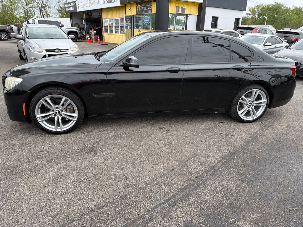 Photo 7 of this BMW 740