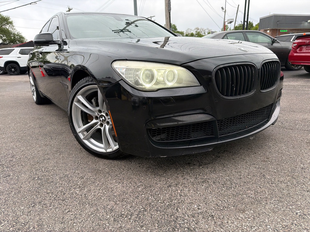 Photo 3 of this BMW 740
