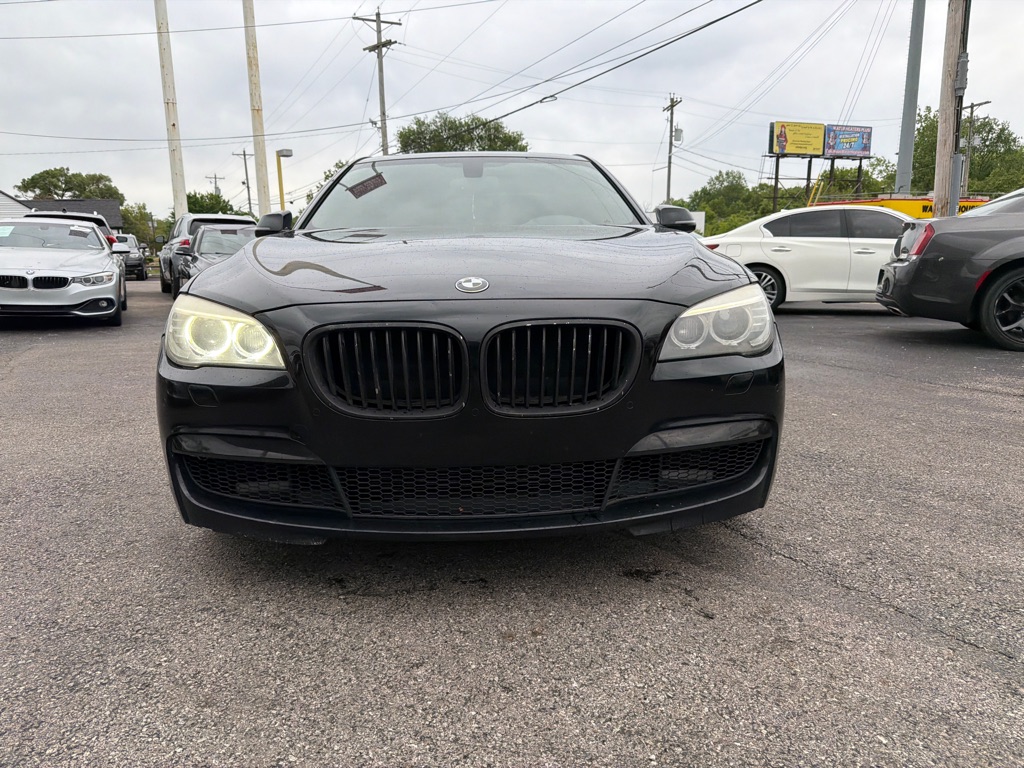 Photo 5 of this BMW 740