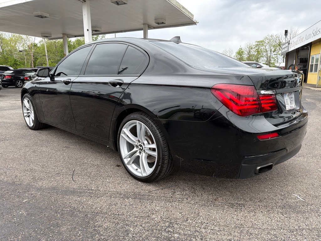 Photo 8 of this BMW 740