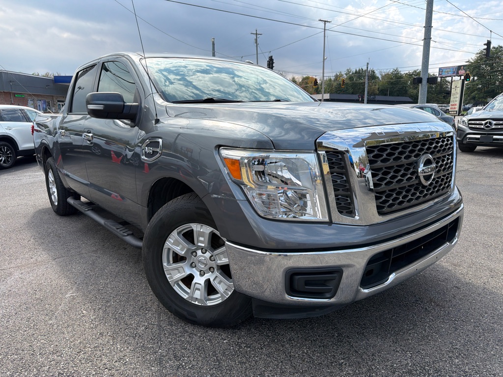 Photo 3 of this NISSAN TITAN