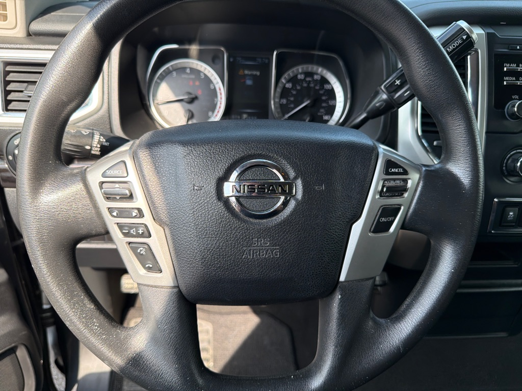 Photo 25 of this NISSAN TITAN