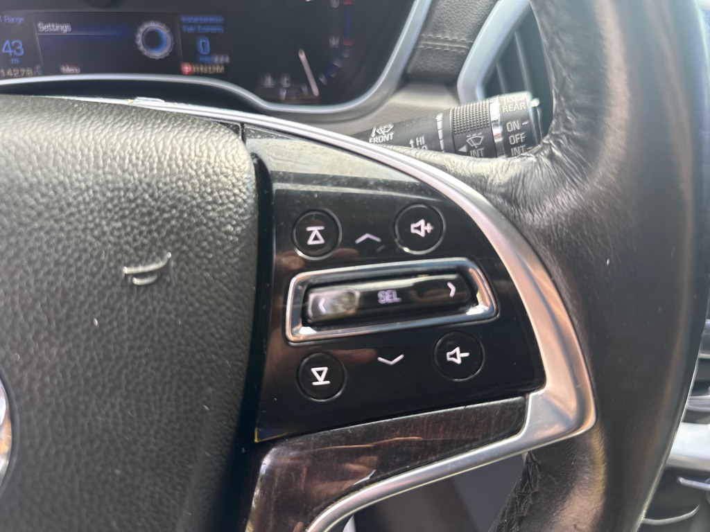 Photo 28 of this CADILLAC SRX