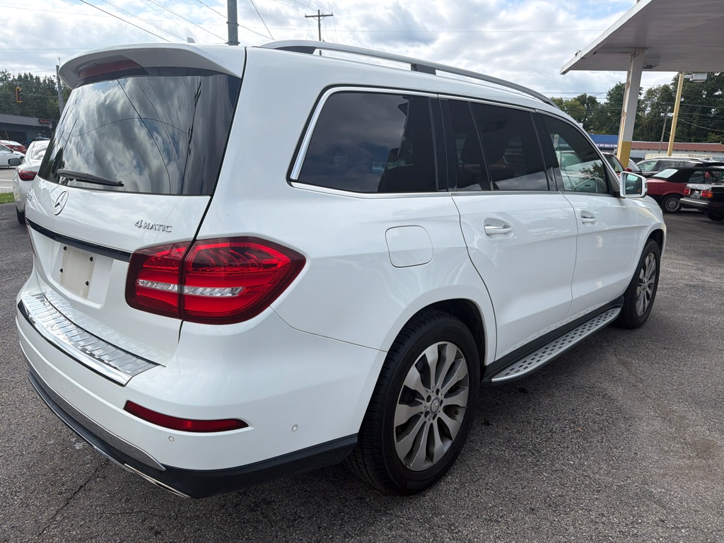 Photo 9 of this MERCEDES-BENZ GLS