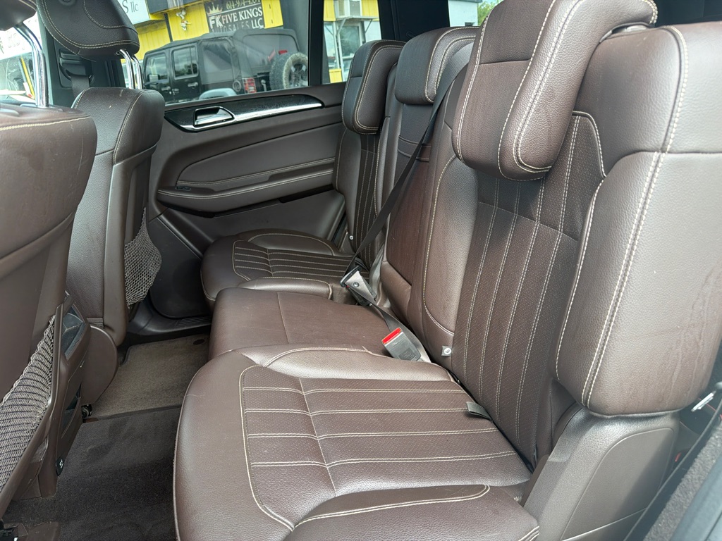 Photo 17 of this MERCEDES-BENZ GLS