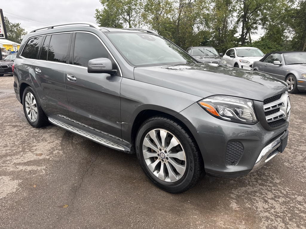 Photo 12 of this MERCEDES-BENZ GLS