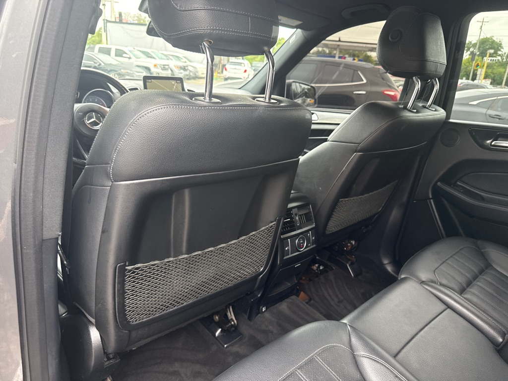 Photo 20 of this MERCEDES-BENZ GLS