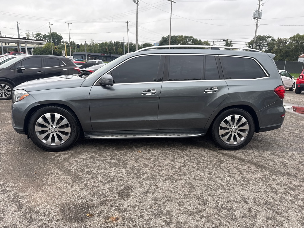 Photo 7 of this MERCEDES-BENZ GLS