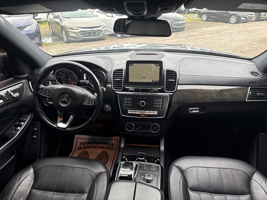 Photo 29 of this MERCEDES-BENZ GLS