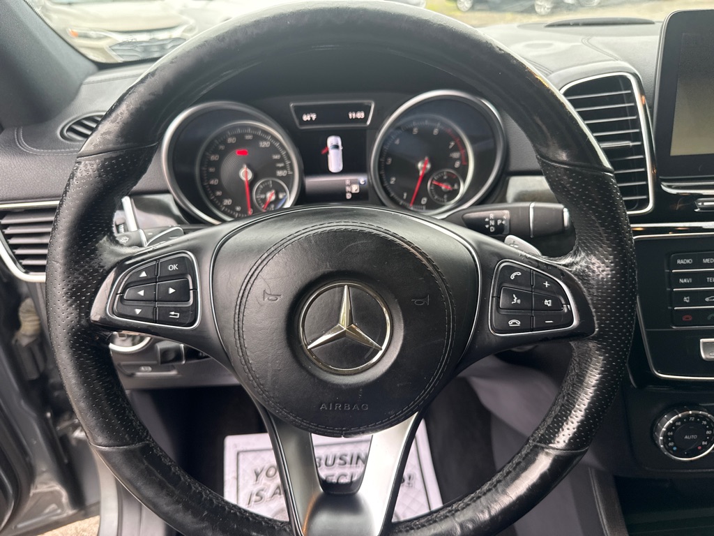Photo 35 of this MERCEDES-BENZ GLS