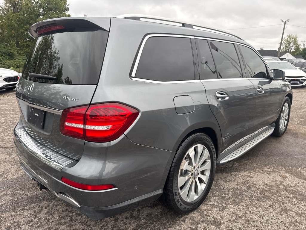 Photo 10 of this MERCEDES-BENZ GLS