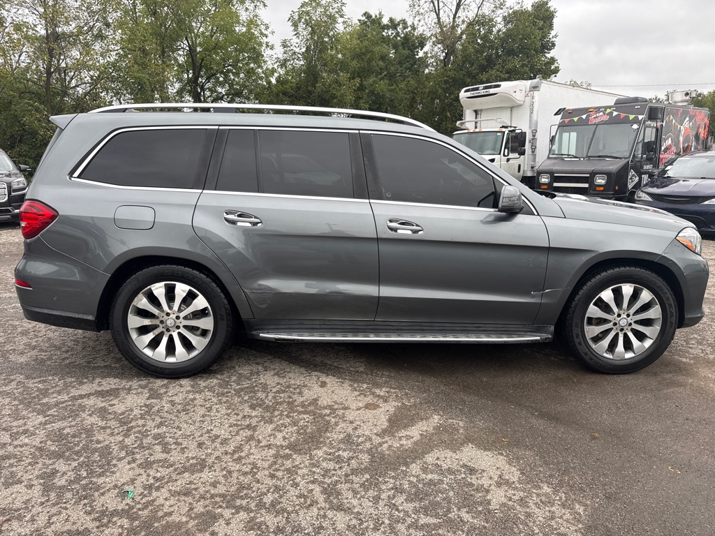 Photo 11 of this MERCEDES-BENZ GLS