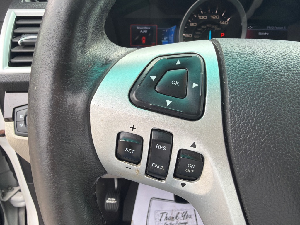 Photo 27 of this FORD EXPLORER
