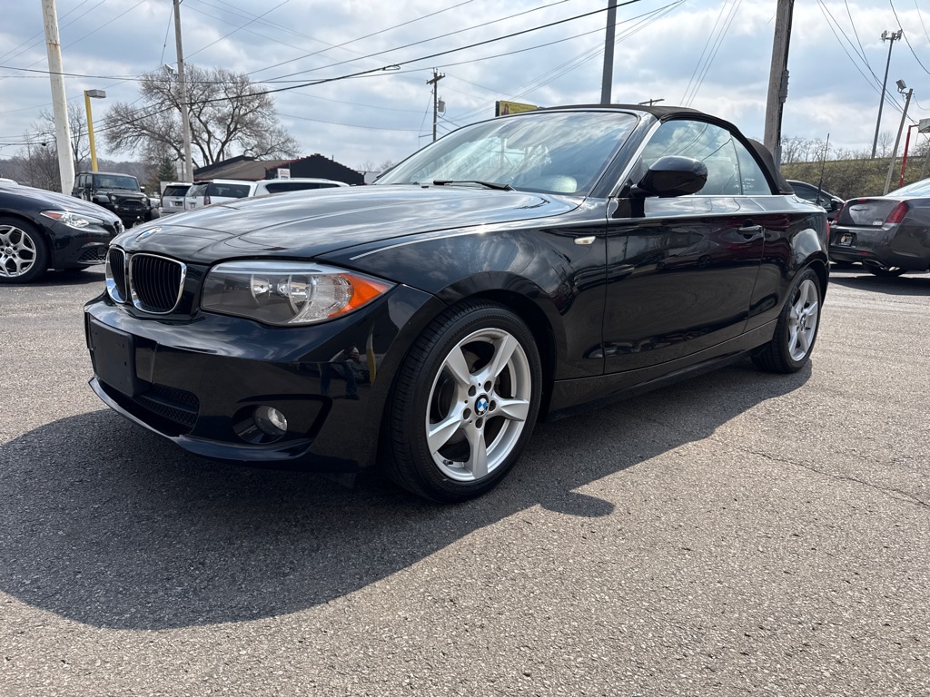Photo 6 of this BMW 128I