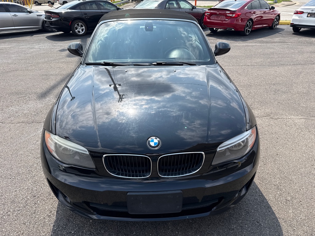 Photo 5 of this BMW 128I