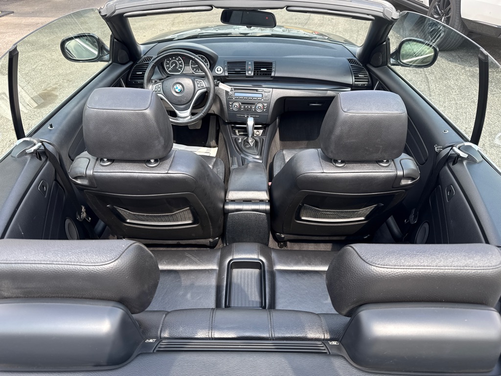 Photo 28 of this BMW 128I
