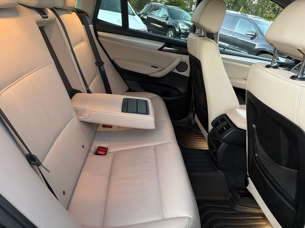 Photo 22 of this BMW X3