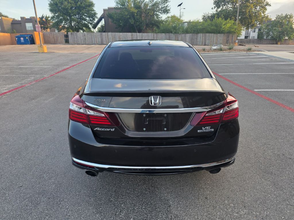 Photo 5 of this HONDA ACCORD