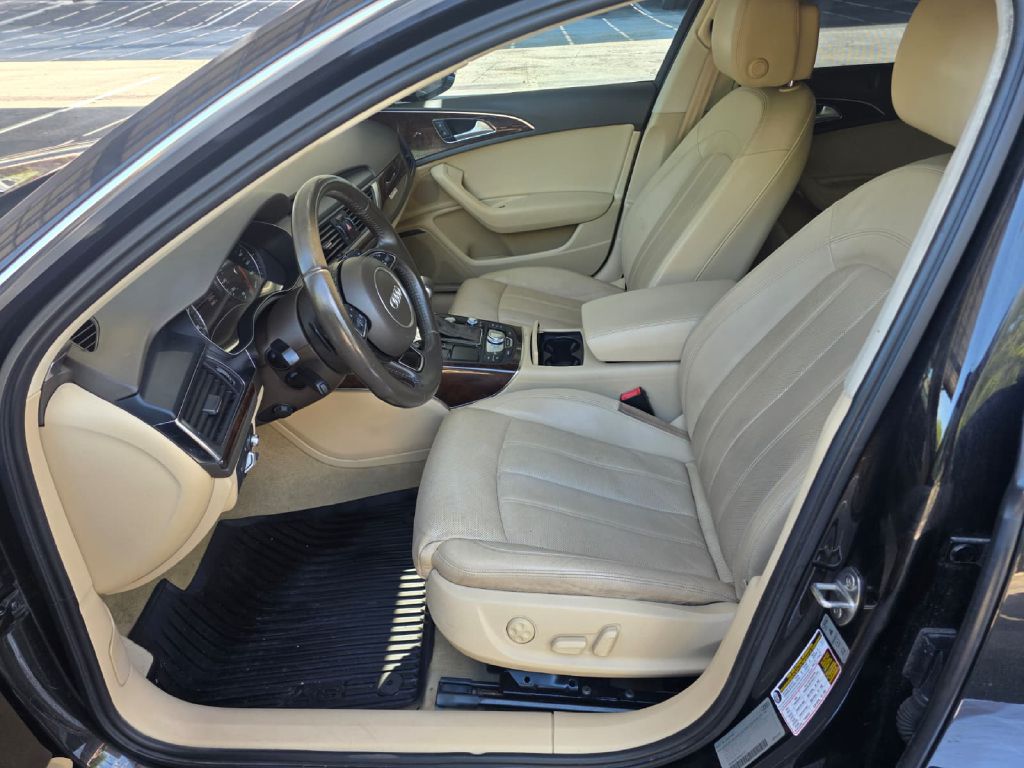 Photo 11 of this AUDI A6