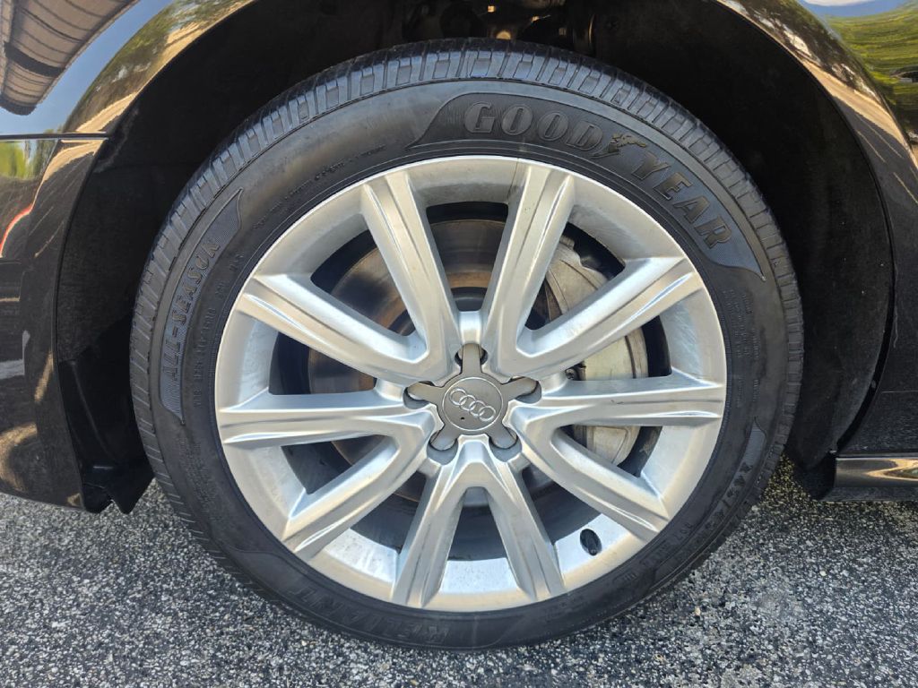Photo 20 of this AUDI A6