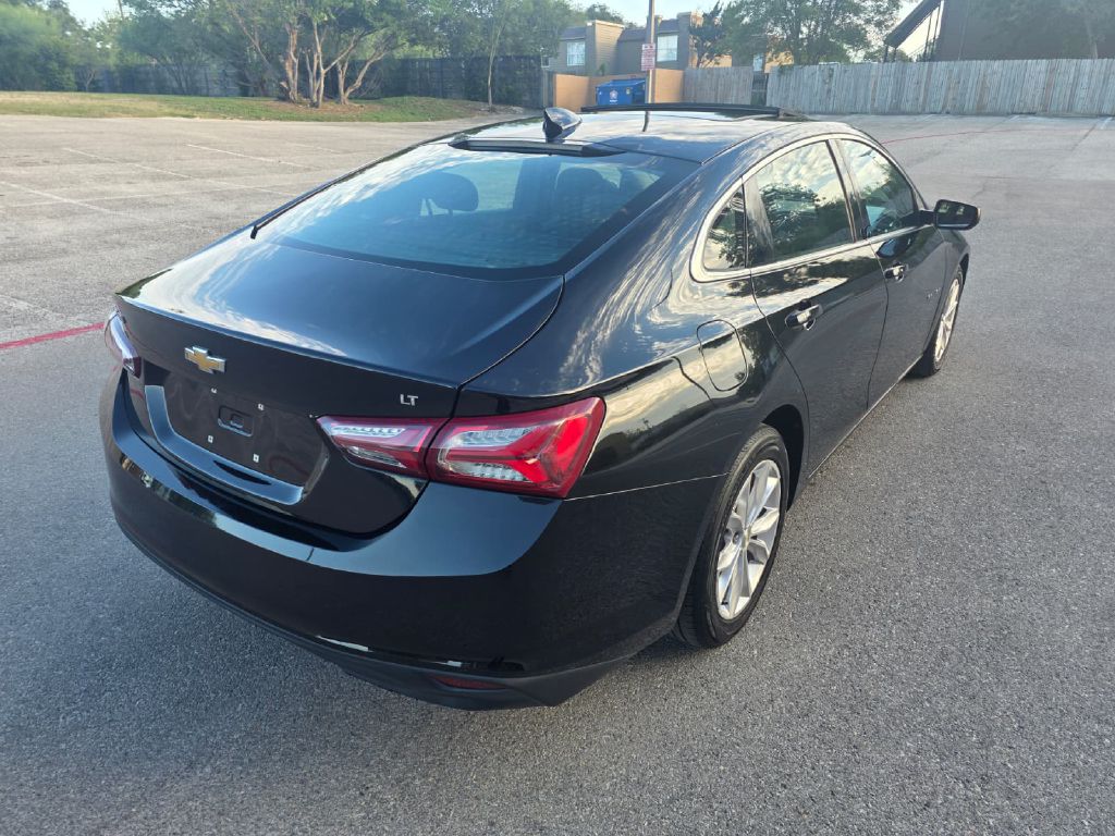 Photo 7 of this CHEVROLET MALIBU