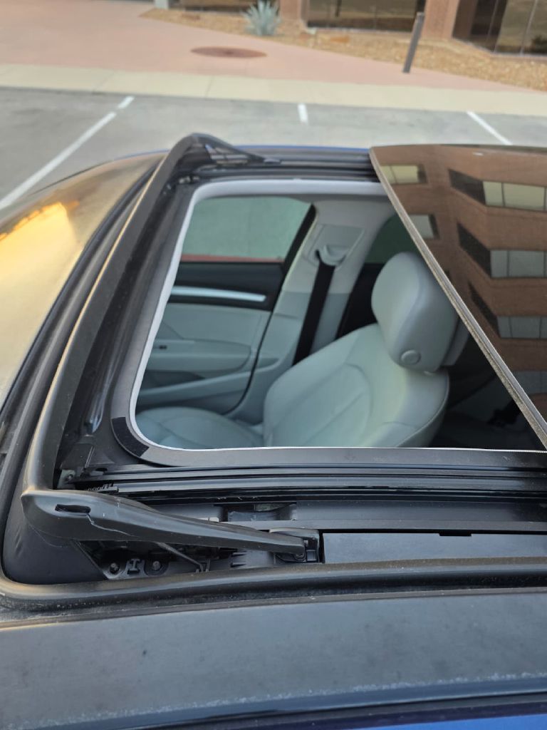 Photo 16 of this AUDI A3