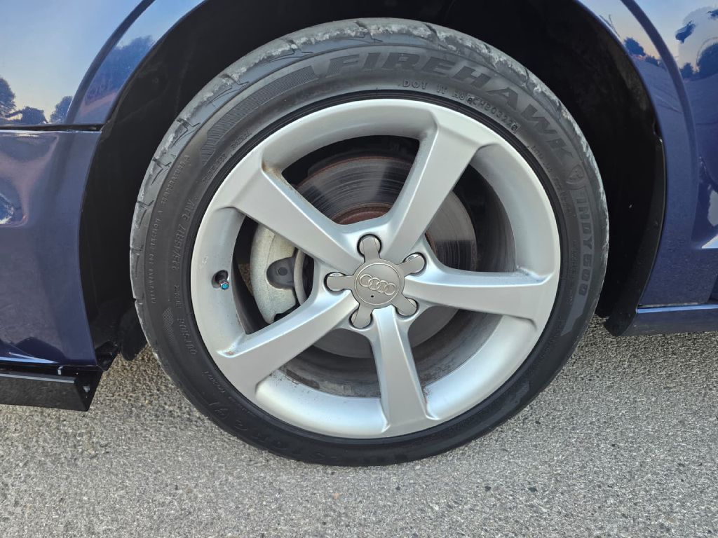 Photo 19 of this AUDI A3