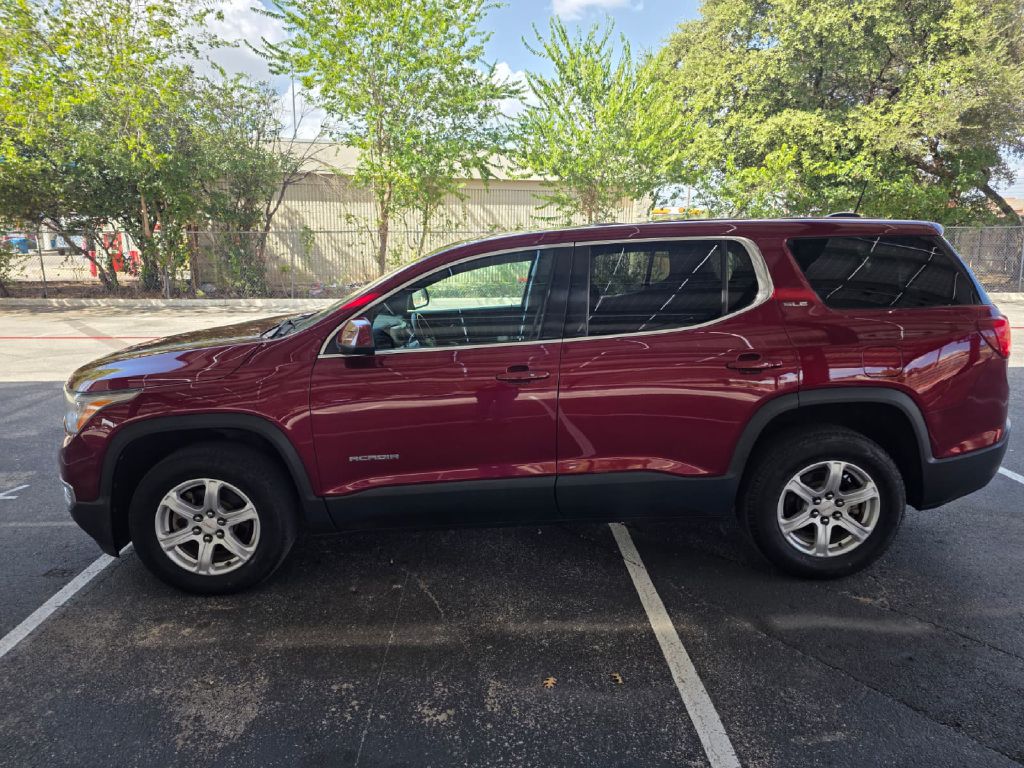 Photo 3 of this GMC ACADIA