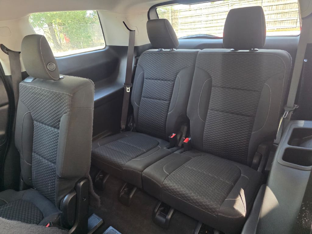 Photo 14 of this GMC ACADIA