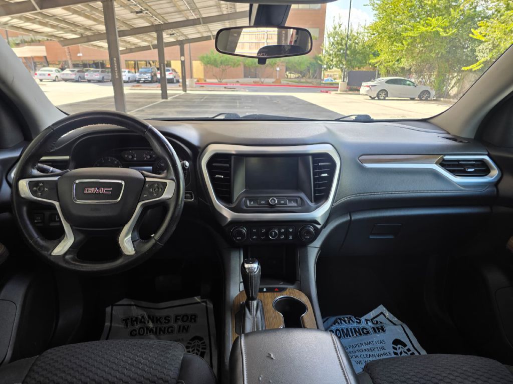 Photo 15 of this GMC ACADIA