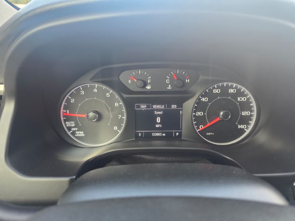 Photo 16 of this GMC ACADIA