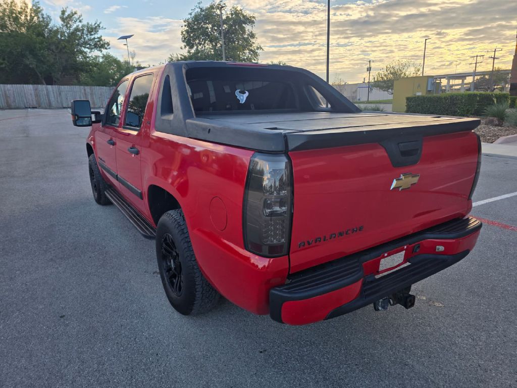 Photo 5 of this CHEVROLET AVALANCHE