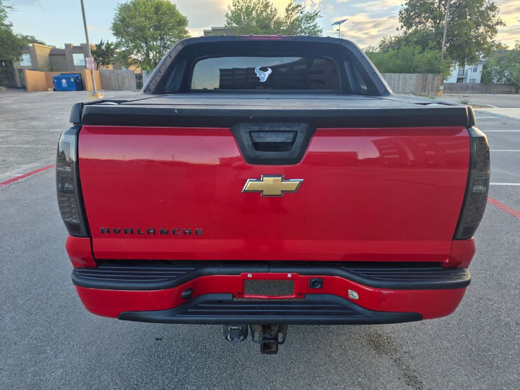 Photo 6 of this CHEVROLET AVALANCHE