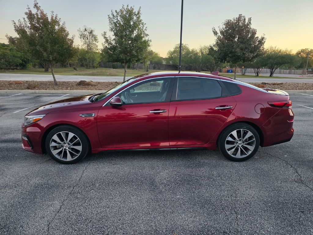 Photo 3 of this KIA OPTIMA