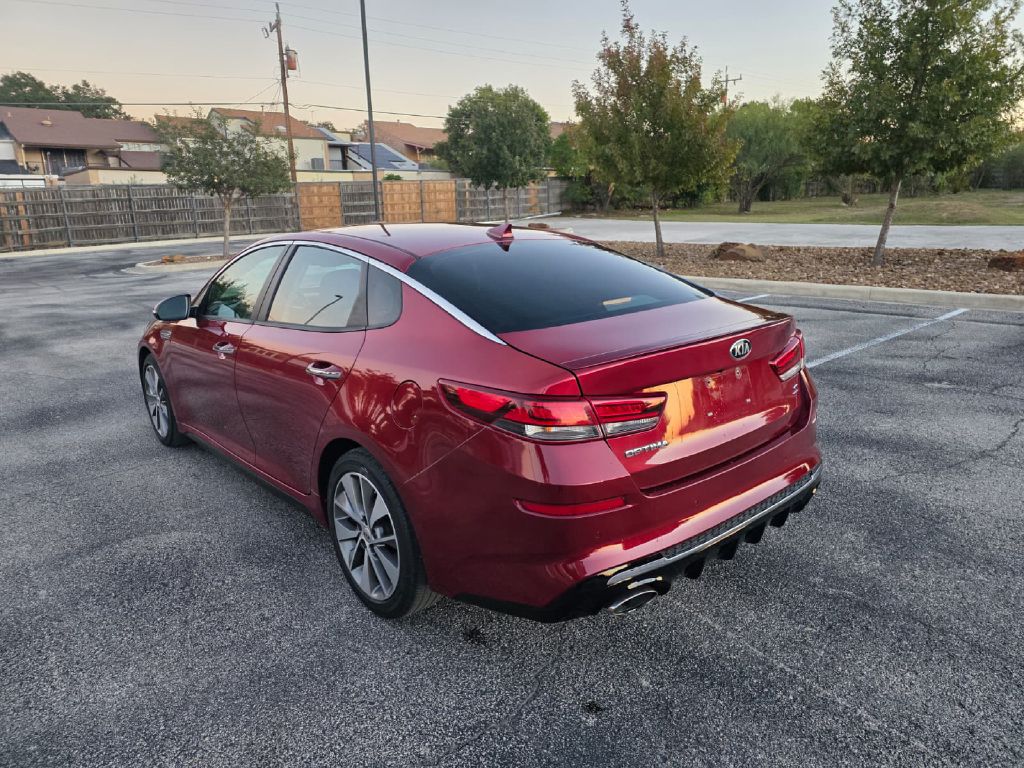 Photo 4 of this KIA OPTIMA