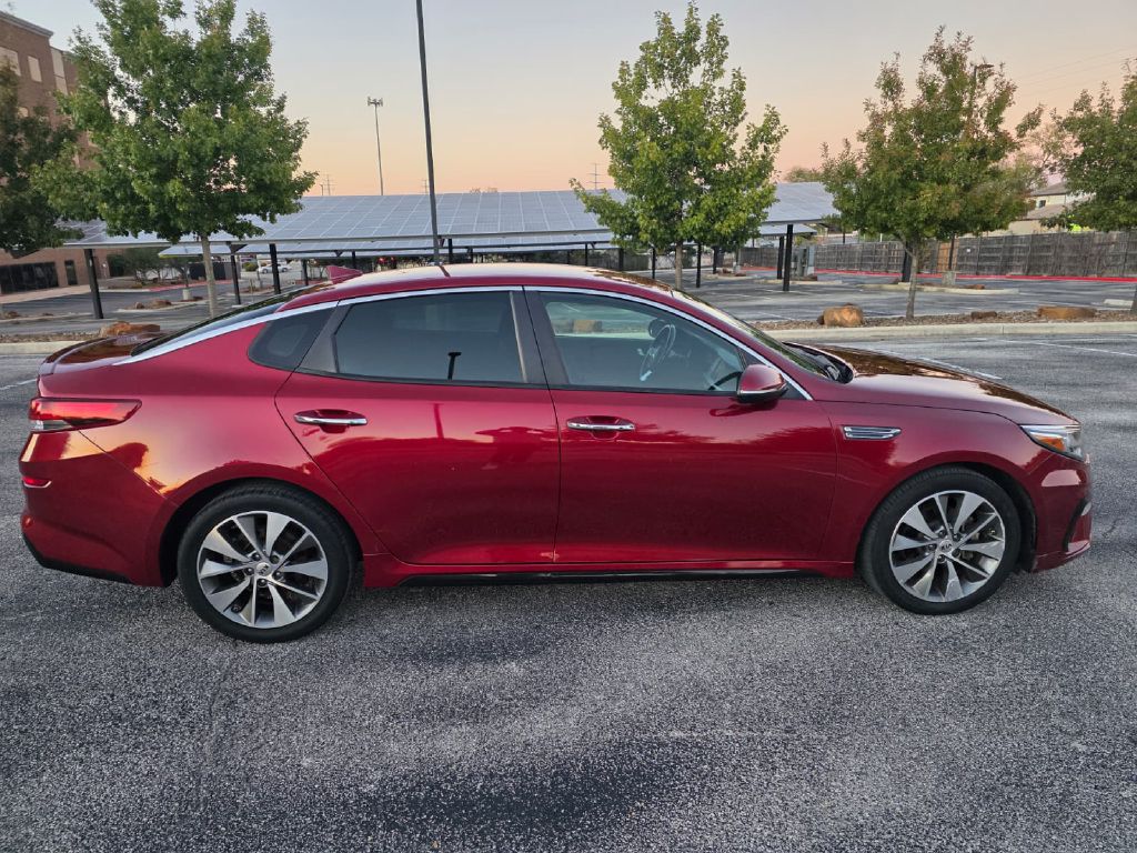 Photo 8 of this KIA OPTIMA