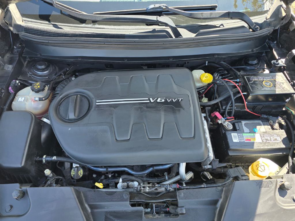 Photo 17 of this JEEP CHEROKEE