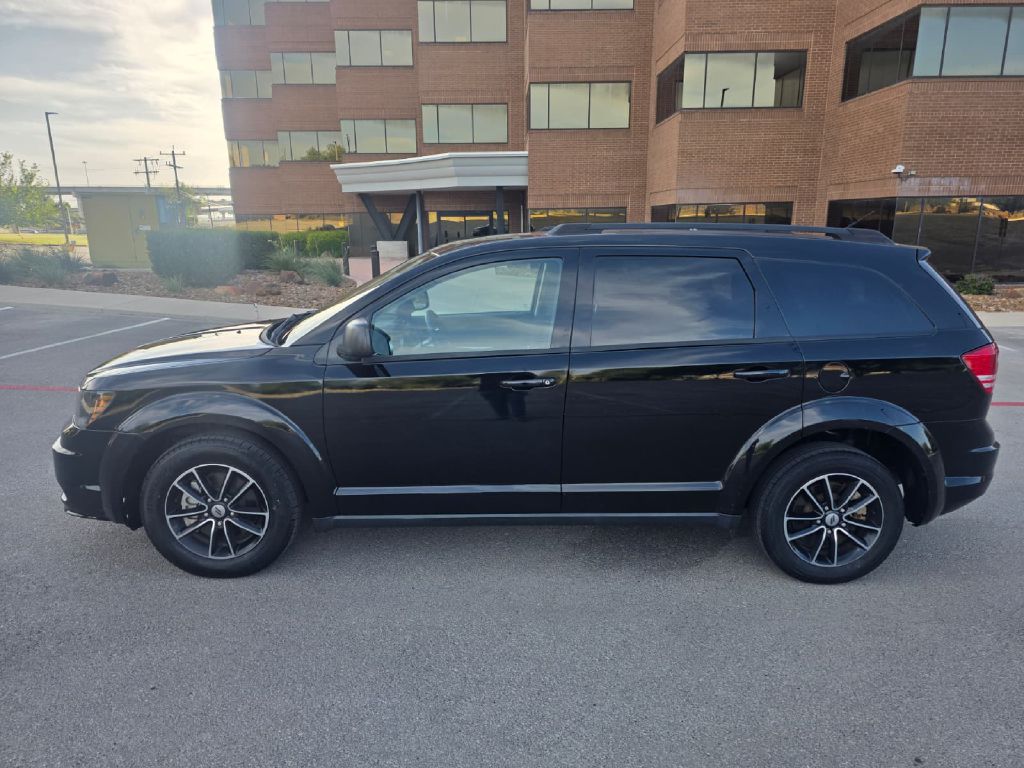 Photo 3 of this DODGE JOURNEY