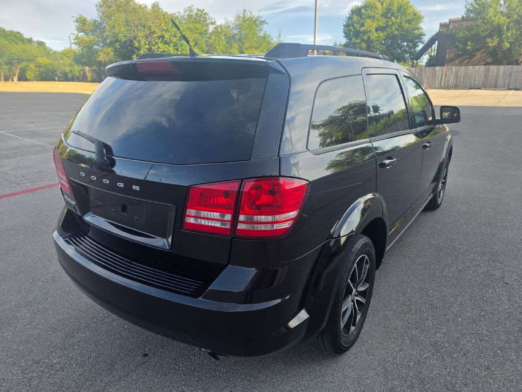 Photo 7 of this DODGE JOURNEY